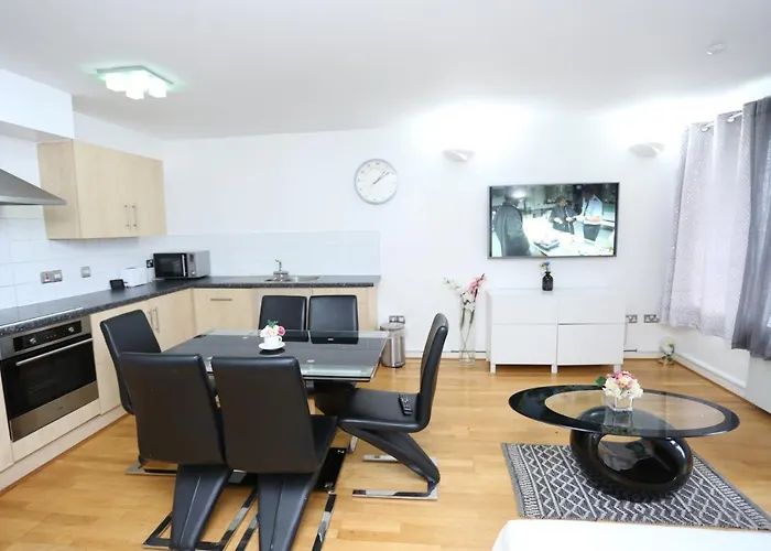 Gorgeous 2 Bedroom 2 Bathroom Woolwich